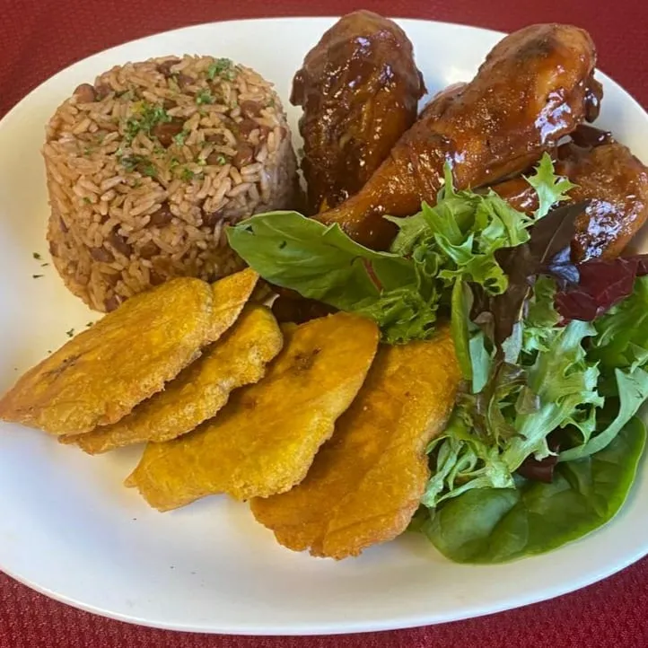 Barbecue Chicken with Rice and Beans